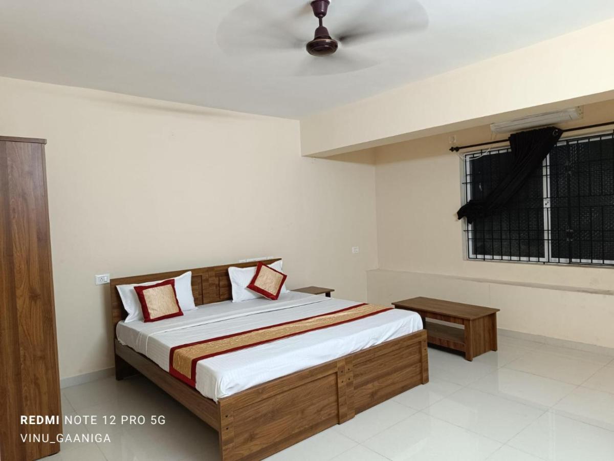 Premier Inn Lodge Mangalore Exterior photo