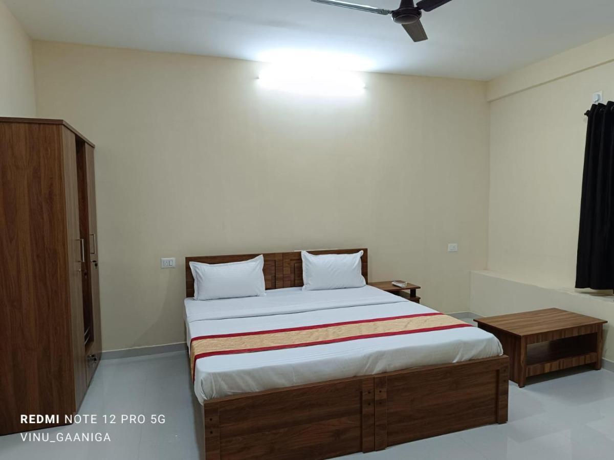 Premier Inn Lodge Mangalore Exterior photo