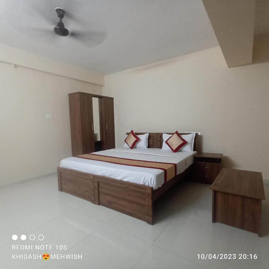Premier Inn Lodge Mangalore Exterior photo